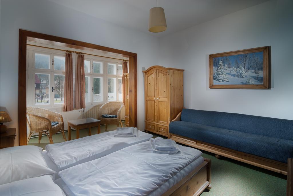 Depandance Villa Hubertus Špindlerŭv Mlýn Kamer foto